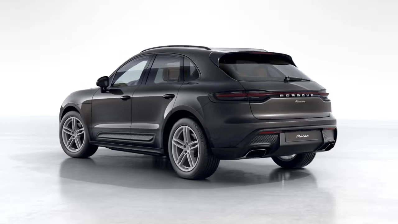 2026 Porsche Macan - Image 20 of 31