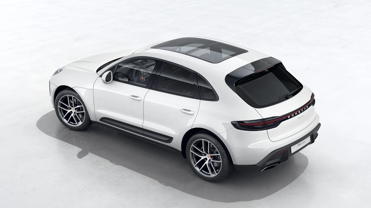 2026 Porsche Macan - Image 6 of 12