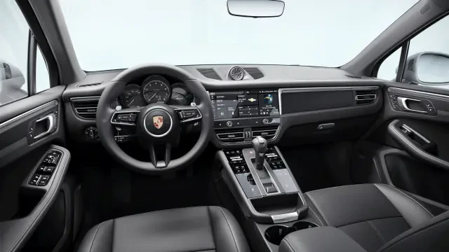 2026 Porsche Macan - Image 30 of 31