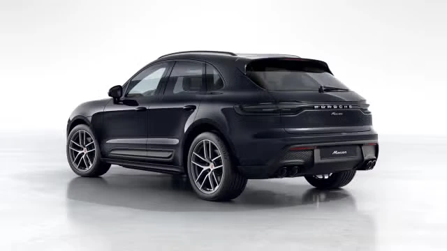 2026 Porsche Macan - Image 18 of 31