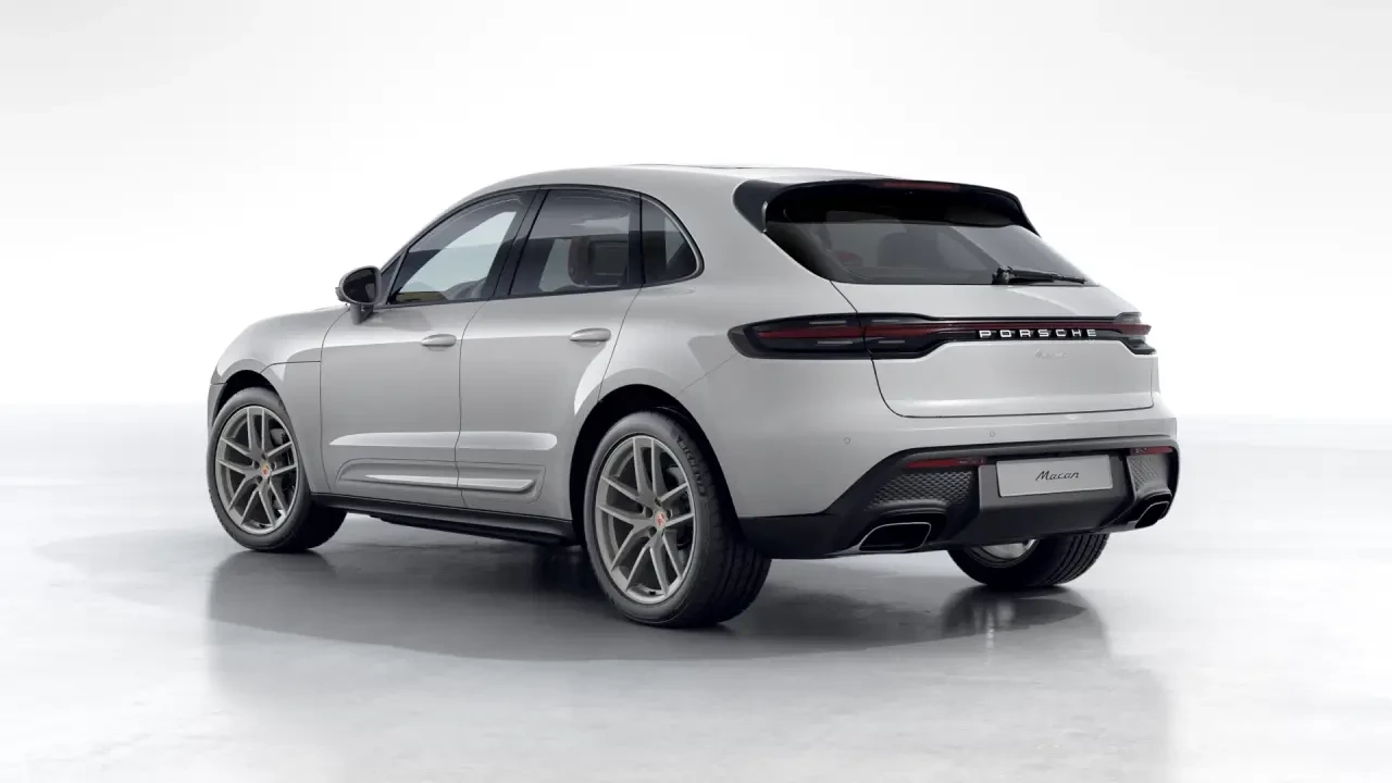 2026 Porsche Macan Electric - Image 24 of 31
