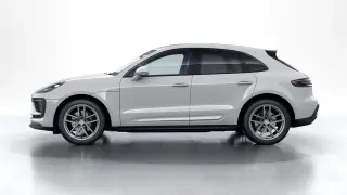 2026 Porsche Macan Electric - Image 13 of 31