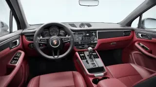 2026 Porsche Macan Electric - Image 29 of 31