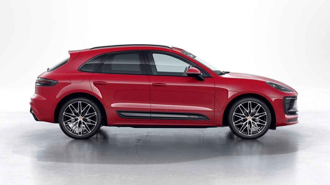2026 Porsche Macan - Image 6 of 10