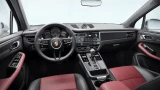 2026 Porsche Macan - Image 29 of 31