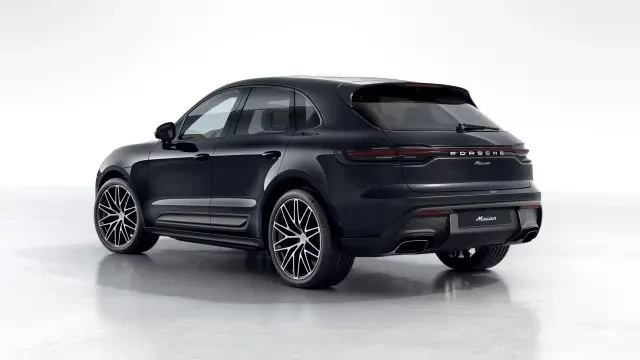 2026 Porsche Macan - Image 22 of 30