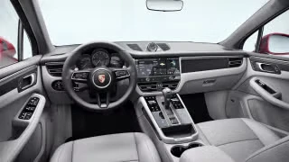 2026 Porsche Macan - Image 25 of 31