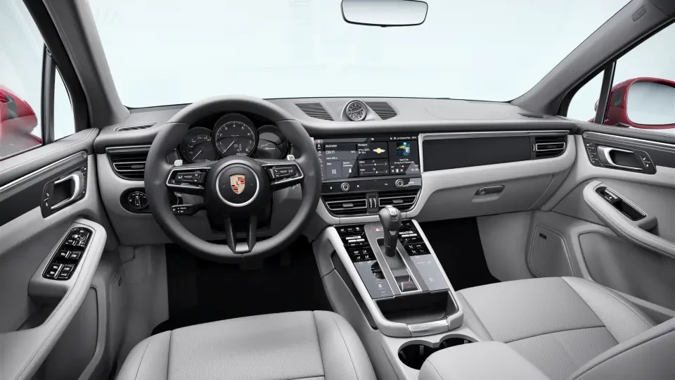 2026 Porsche Macan - Image 31 of 31