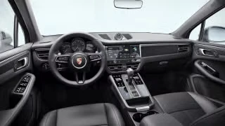 2026 Porsche Macan - Image 25 of 31