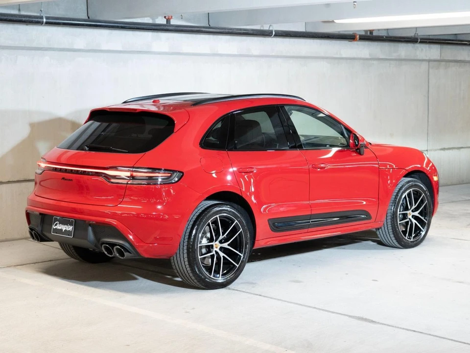2026 Porsche Macan Electric - Image 9 of 29