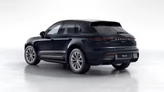 2026 Porsche Macan - Image 17 of 30