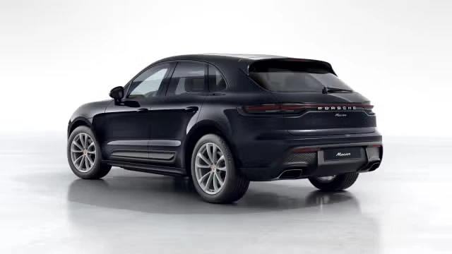 2026 Porsche Macan - Image 18 of 30