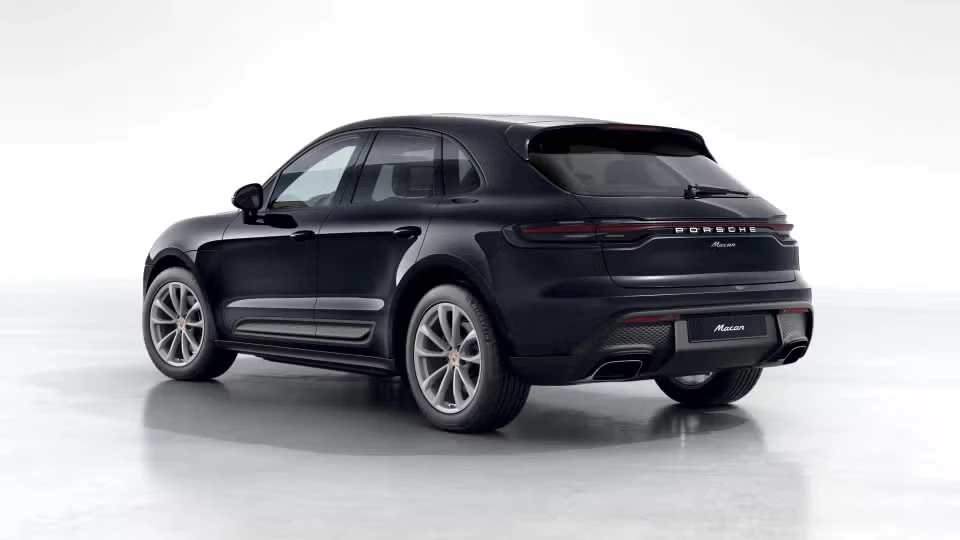 2026 Porsche Macan - Image 19 of 30