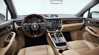 2026 Porsche Macan - Image 25 of 30