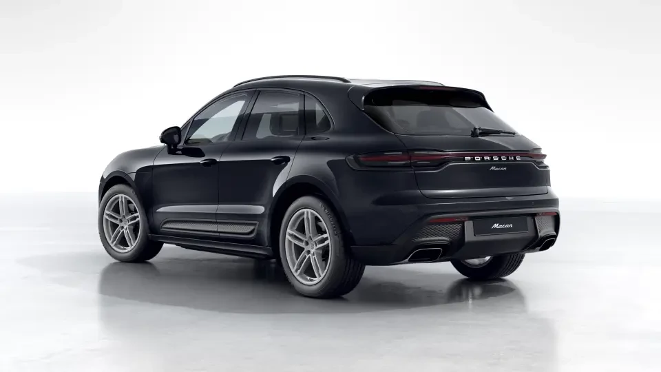 2026 Porsche Macan - Image 23 of 30
