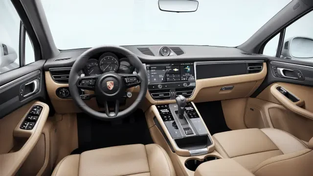 2026 Porsche Macan - Image 30 of 30