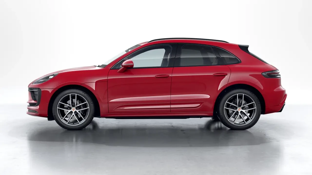 2026 Porsche Macan - Image 16 of 30