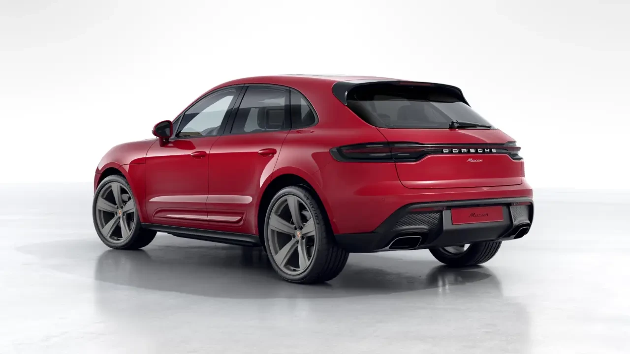 2026 Porsche Macan - Image 24 of 30
