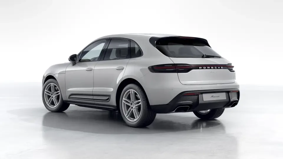 2026 Porsche Macan - Image 23 of 30
