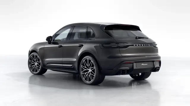 2026 Porsche Macan - Image 22 of 30