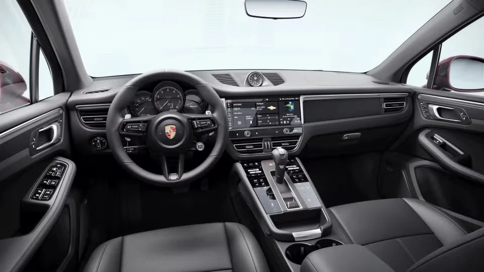 2026 Porsche Macan - Image 27 of 30