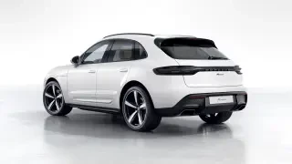 2026 Porsche Macan - Image 21 of 30