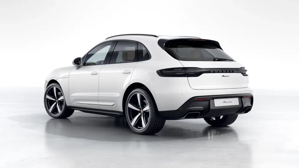 2026 Porsche Macan - Image 23 of 30