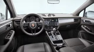 2026 Porsche Macan - Image 25 of 30