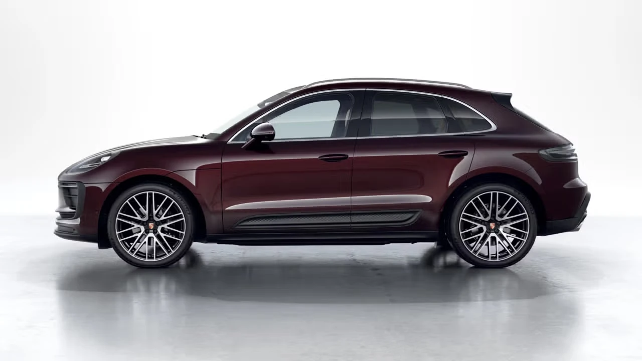 2026 Porsche Macan - Image 12 of 30