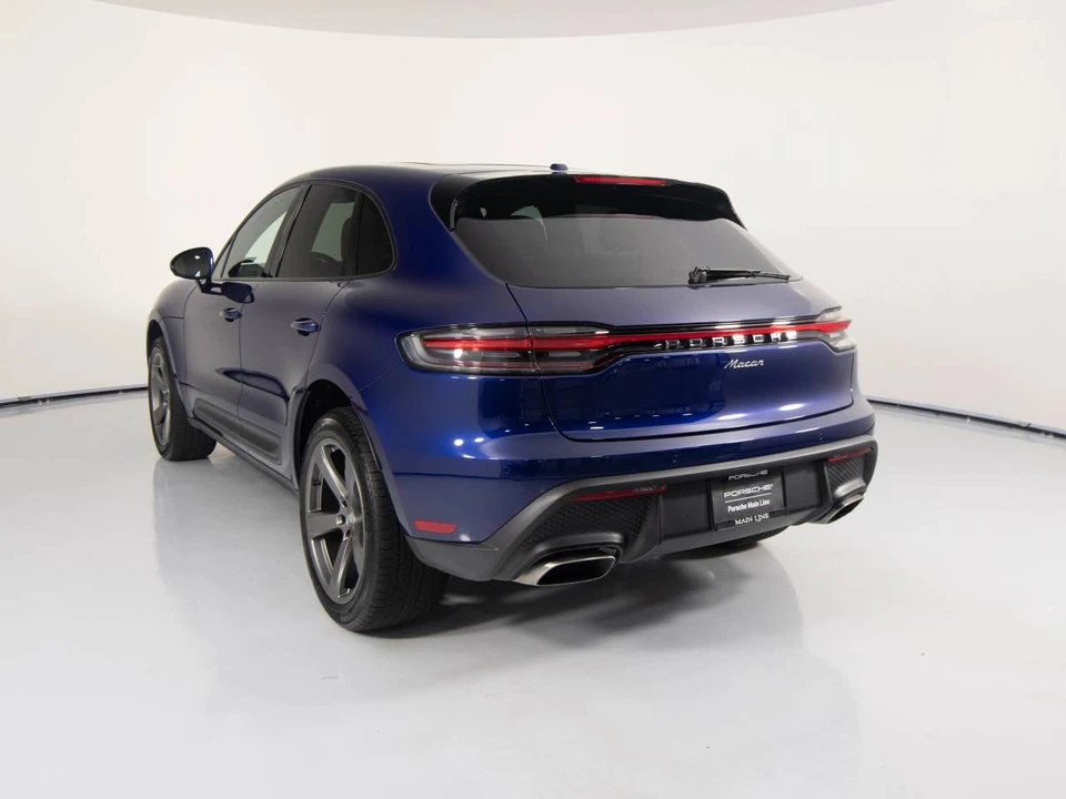 2026 Porsche Macan Electric - Image 3 of 5