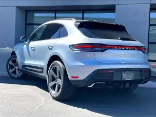 2026 Porsche Macan - Image 21 of 31