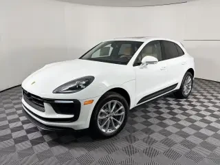 2026 Porsche Macan - Image 5 of 31