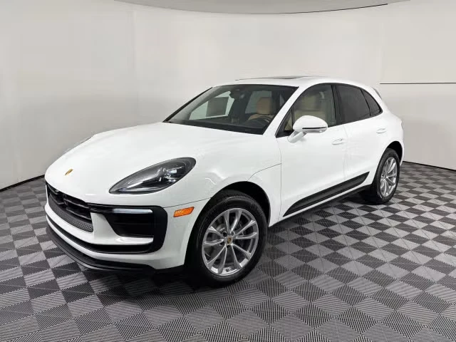2026 Porsche Macan - Image 2 of 31