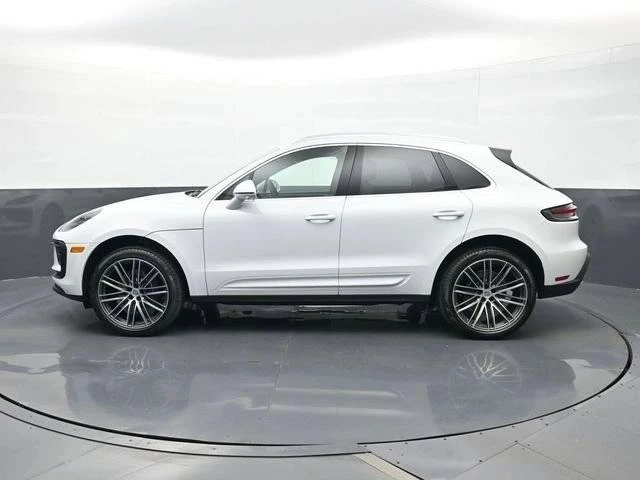2026 Porsche Macan Electric - Image 2 of 5