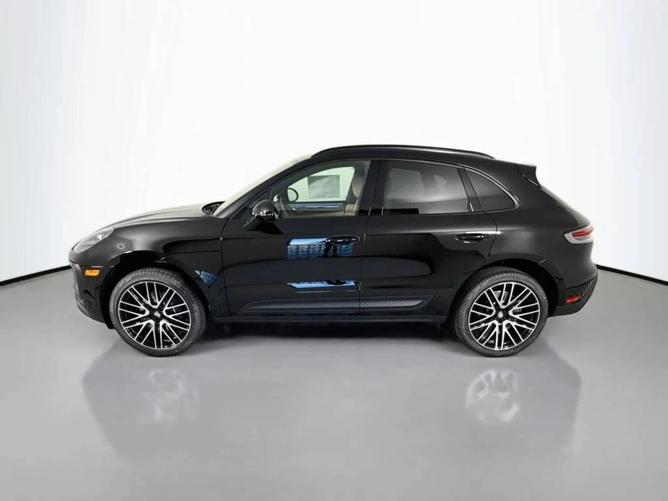 2026 Porsche Macan Electric - Image 2 of 5