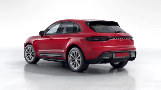 2026 Porsche Macan - Image 18 of 31