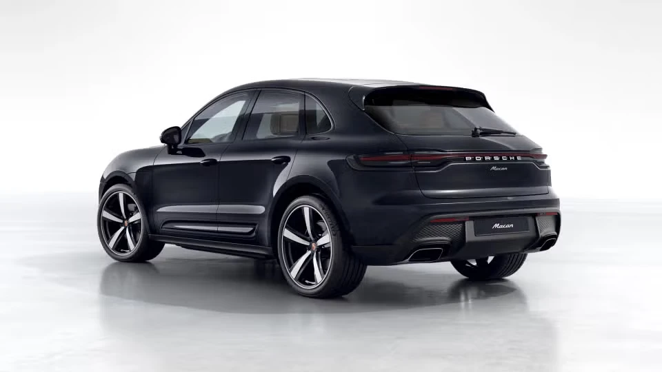 2026 Porsche Macan - Image 19 of 31