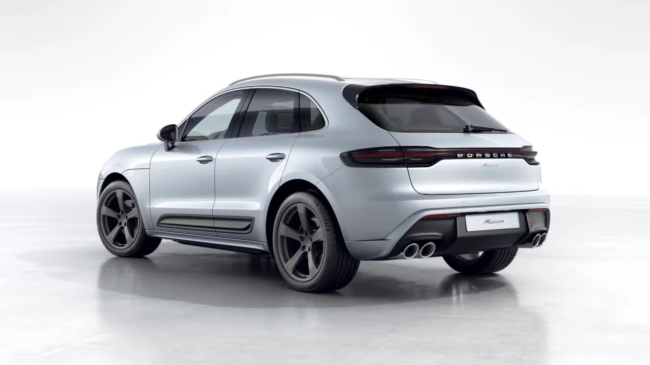 2026 Porsche Macan - Image 20 of 31