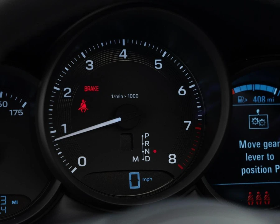 2026 Porsche Macan Electric - Image 21 of 28