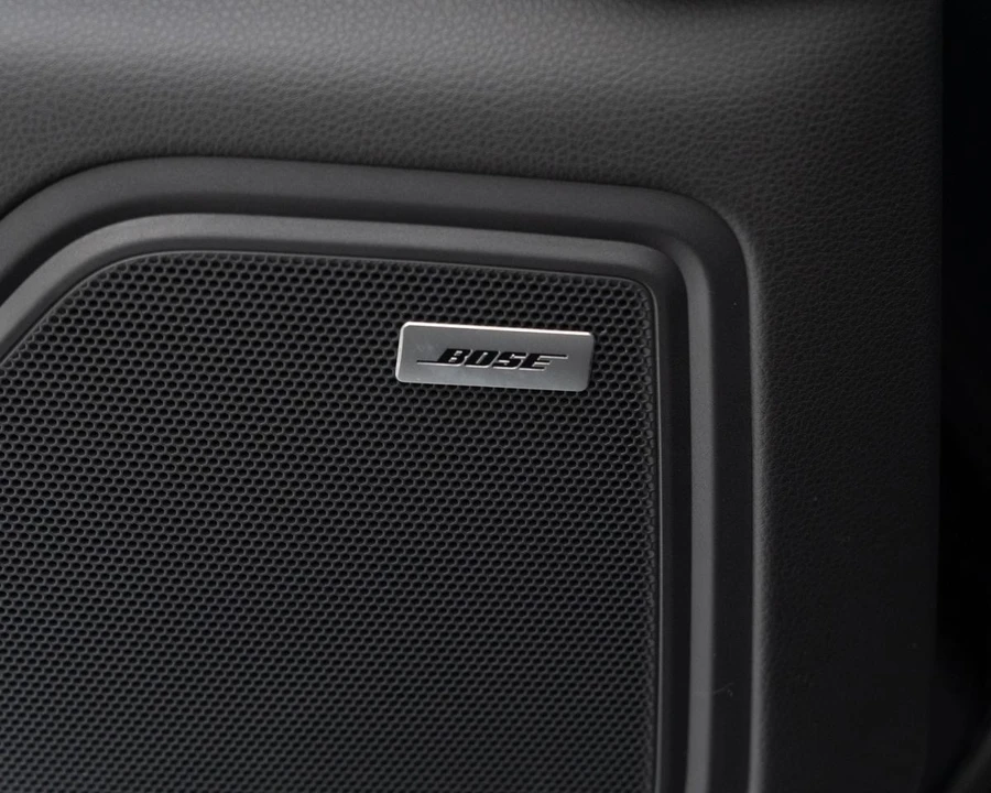 2026 Porsche Macan Electric - Image 20 of 28