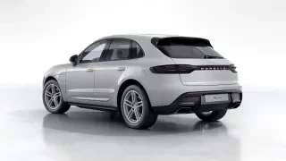 2026 Porsche Macan - Image 21 of 31