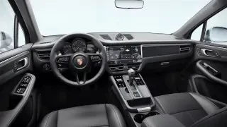 2026 Porsche Macan - Image 29 of 31