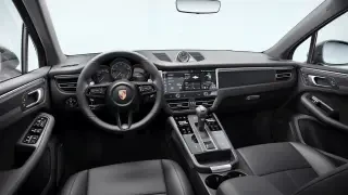 2026 Porsche Macan - Image 29 of 31