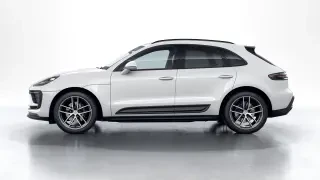 2026 Porsche Macan - Image 13 of 31