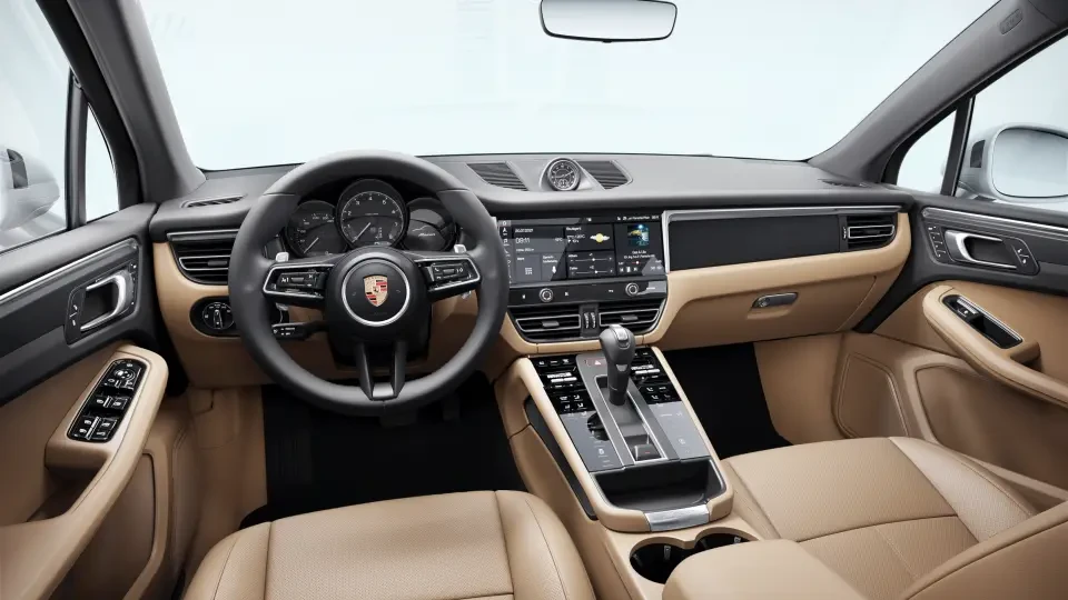 2026 Porsche Macan - Image 31 of 31