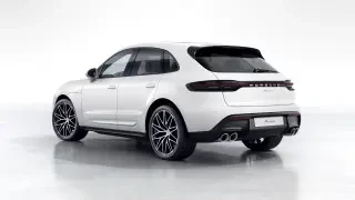 2026 Porsche Macan - Image 21 of 30