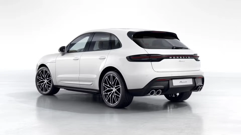 2026 Porsche Macan - Image 19 of 30