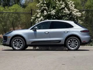 2026 Porsche Macan Electric - Image 9 of 31