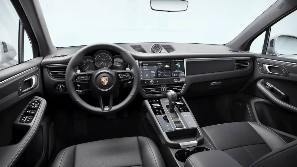 2026 Porsche Macan - Image 31 of 31