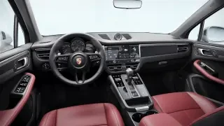 2026 Porsche Macan - Image 29 of 31